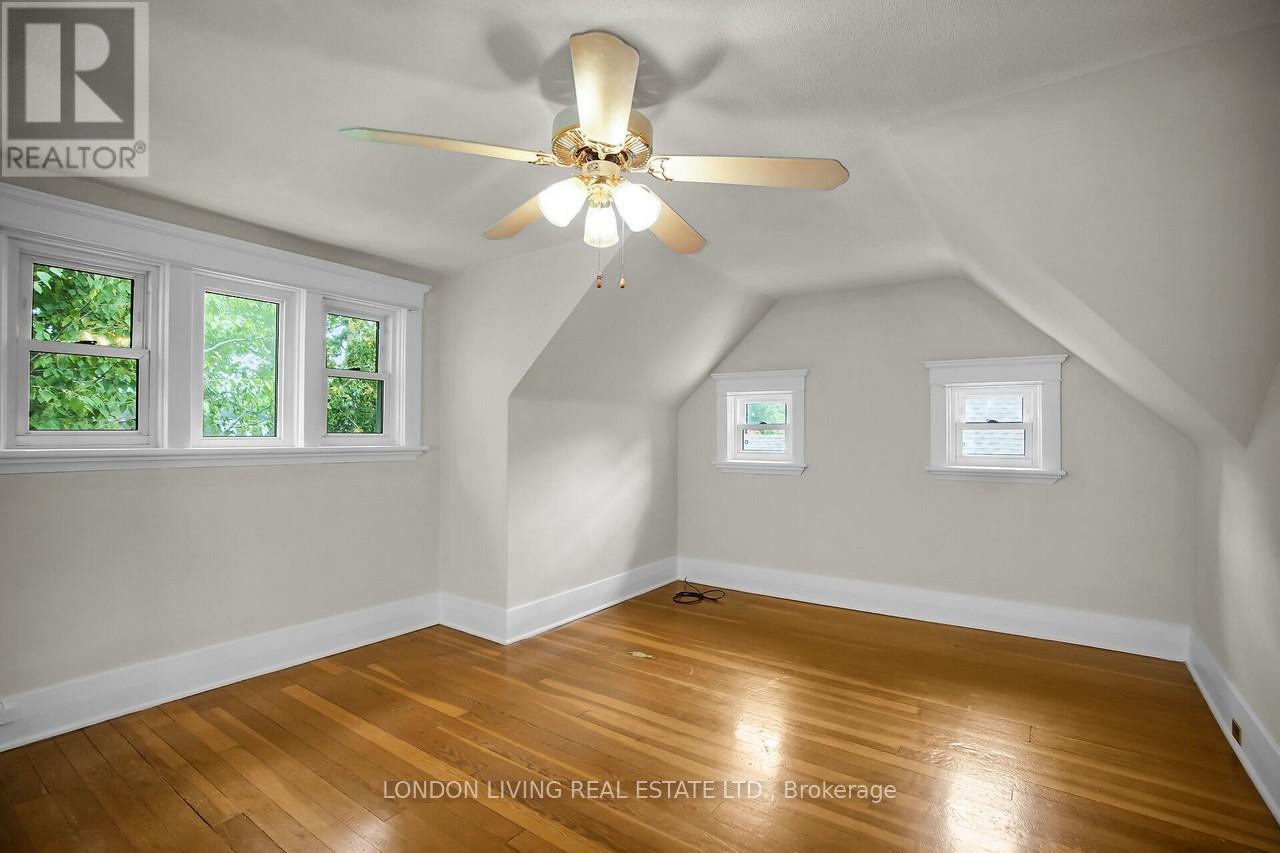 111 Garfield Avenue, London South (South F), Ontario  N6C 2B7 - Photo 31 - X12521936