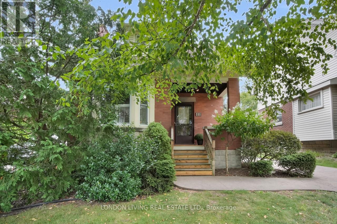 111 Garfield Avenue, London South (South F), Ontario  N6C 2B7 - Photo 6 - X12521936