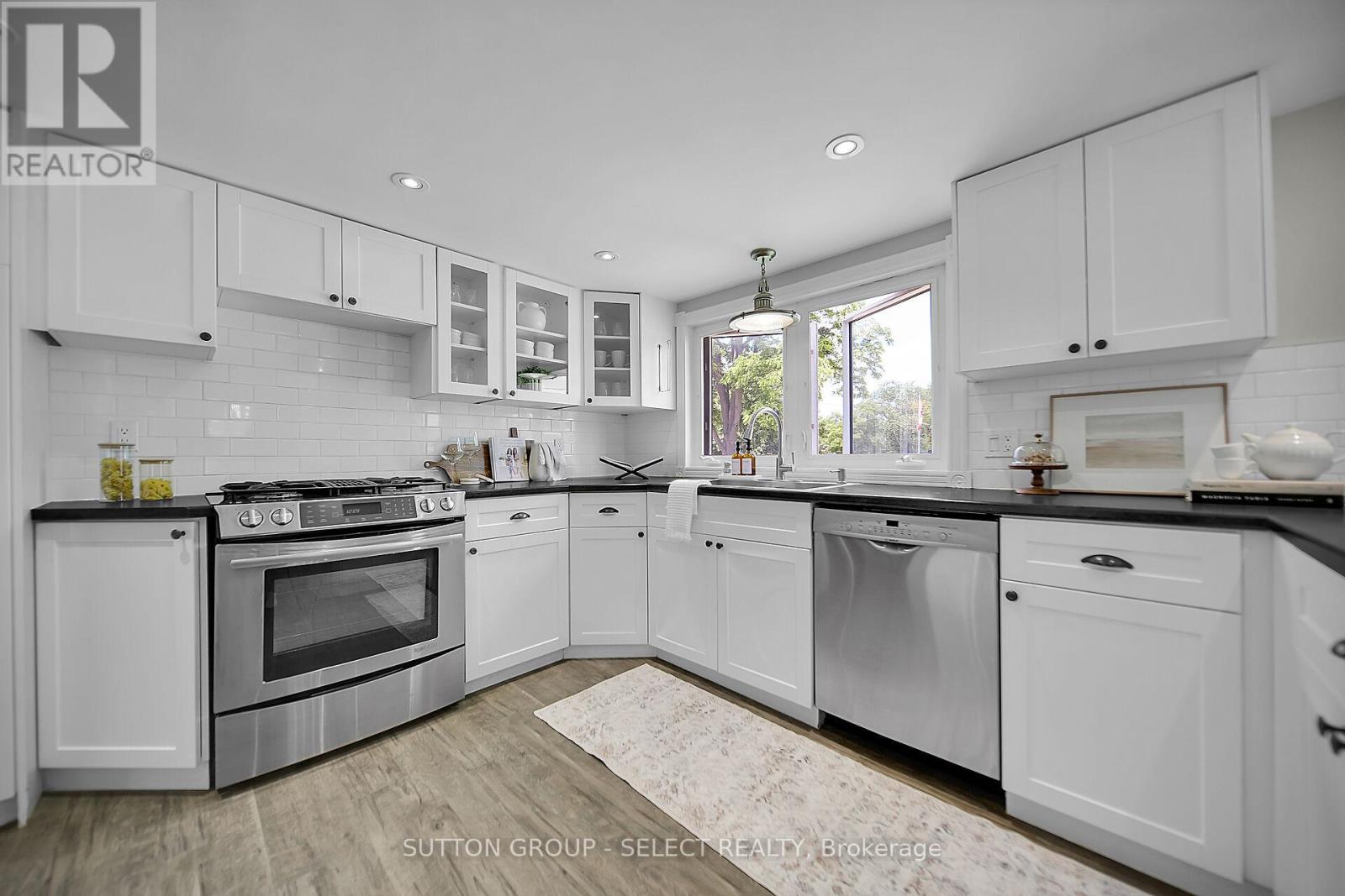 2617 Queens Street, Strathroy-Caradoc, Ontario  N0L 1W0 - Photo 14 - X12521942