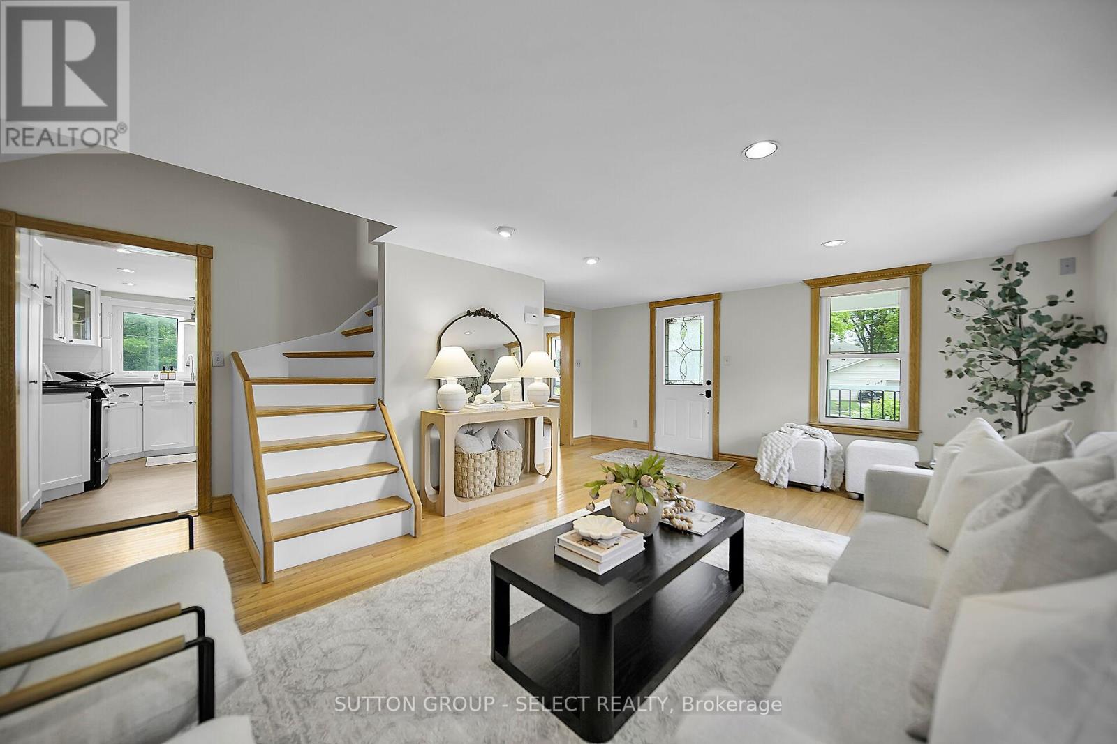 2617 Queens Street, Strathroy-Caradoc, Ontario  N0L 1W0 - Photo 8 - X12521942