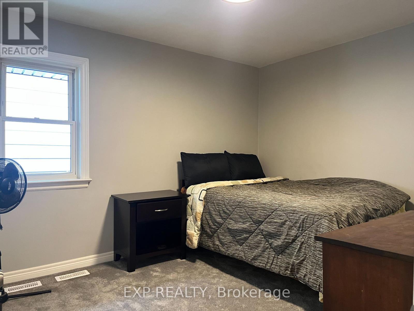 30 Stewart Street, Kitchener, Ontario N2G 2E4 - Photo 18 - X12522040