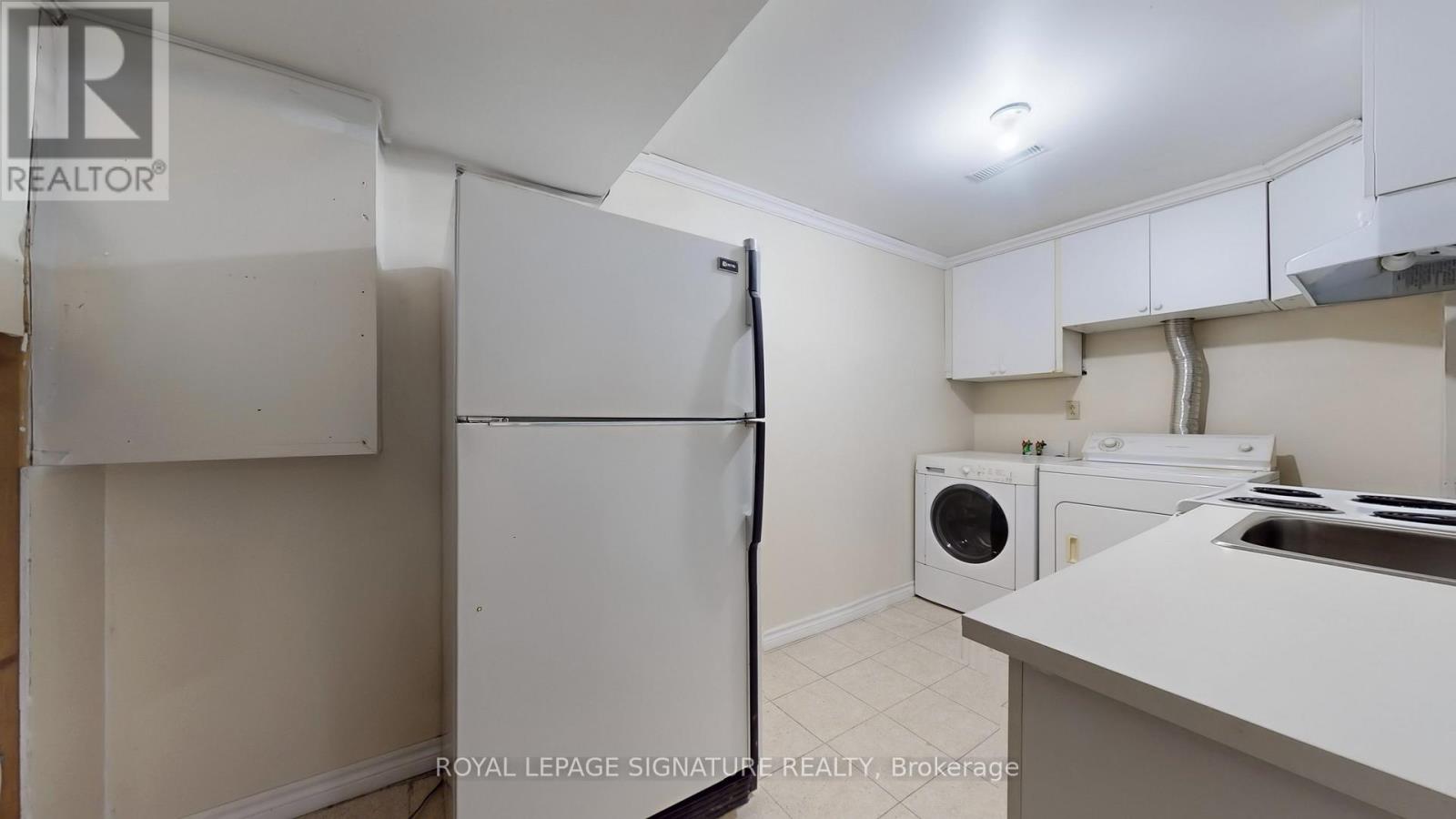 28 Longfellow Court, Whitby, Ontario  L1N 6V7 - Photo 27 - E12521712