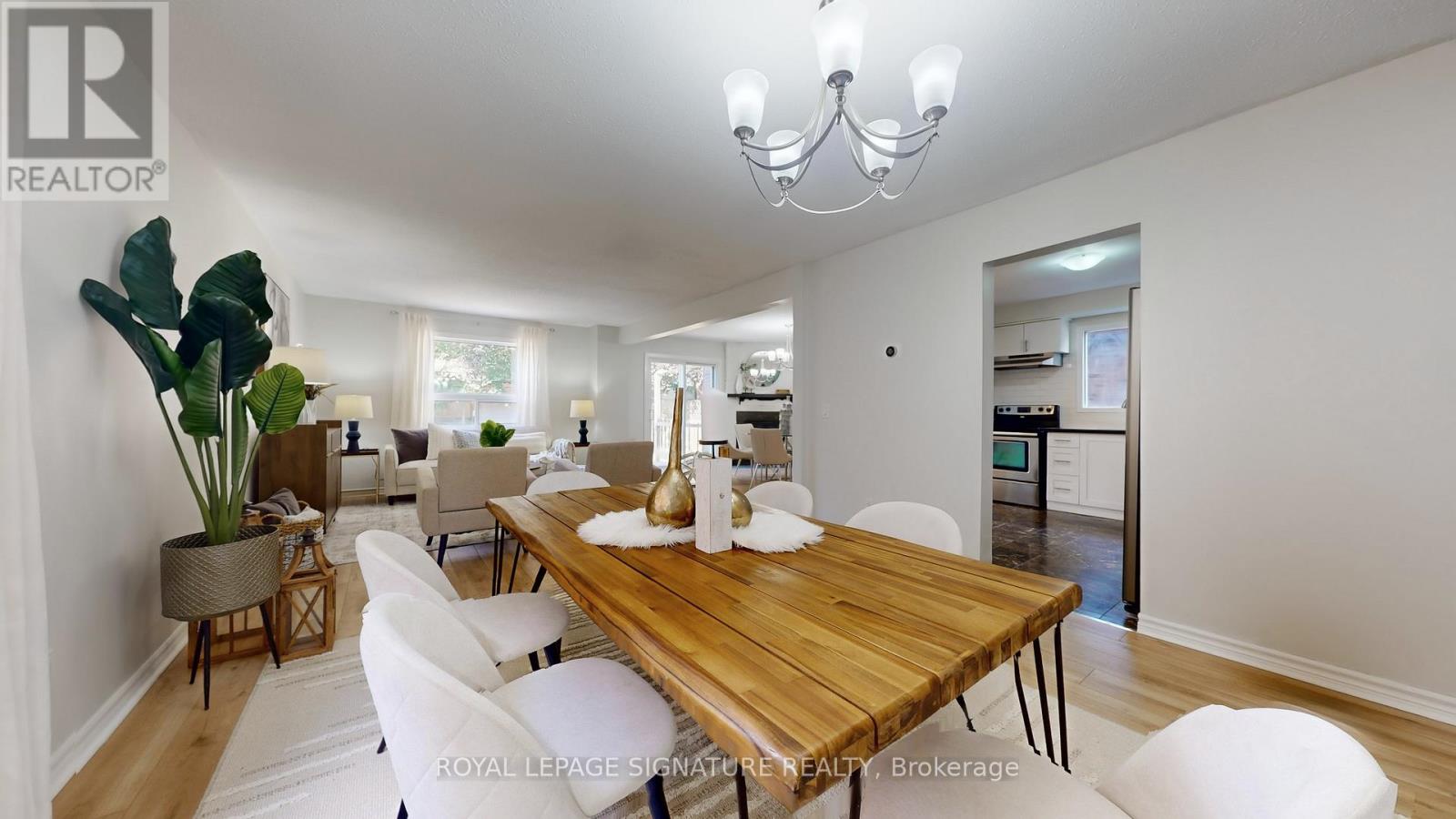 28 Longfellow Court, Whitby, Ontario  L1N 6V7 - Photo 4 - E12521712