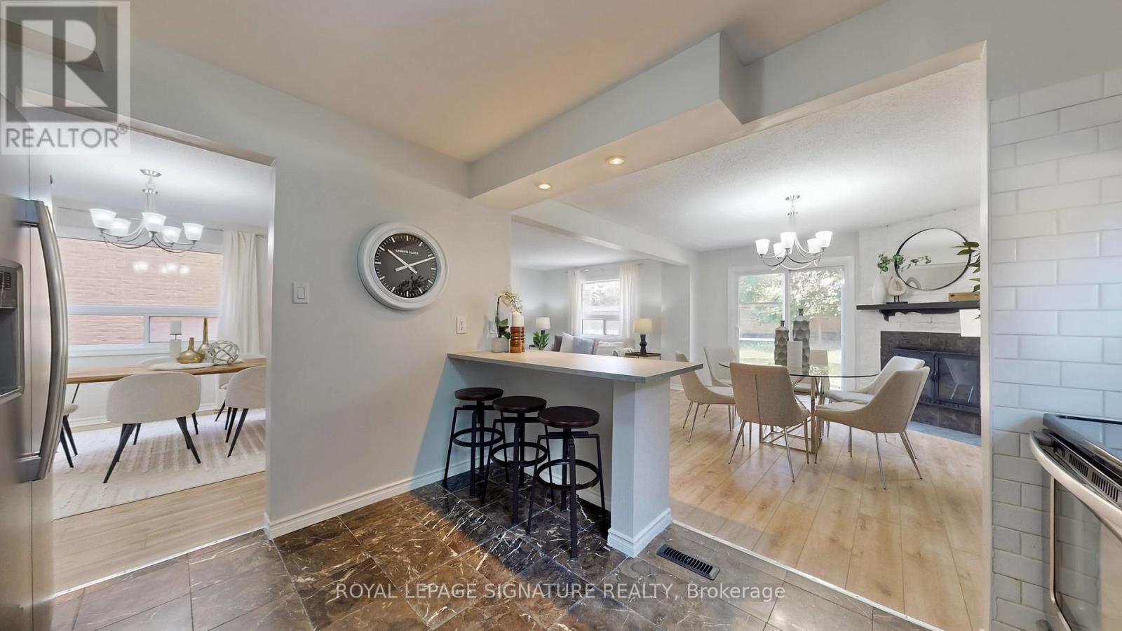 28 Longfellow Court, Whitby, Ontario  L1N 6V7 - Photo 7 - E12521712