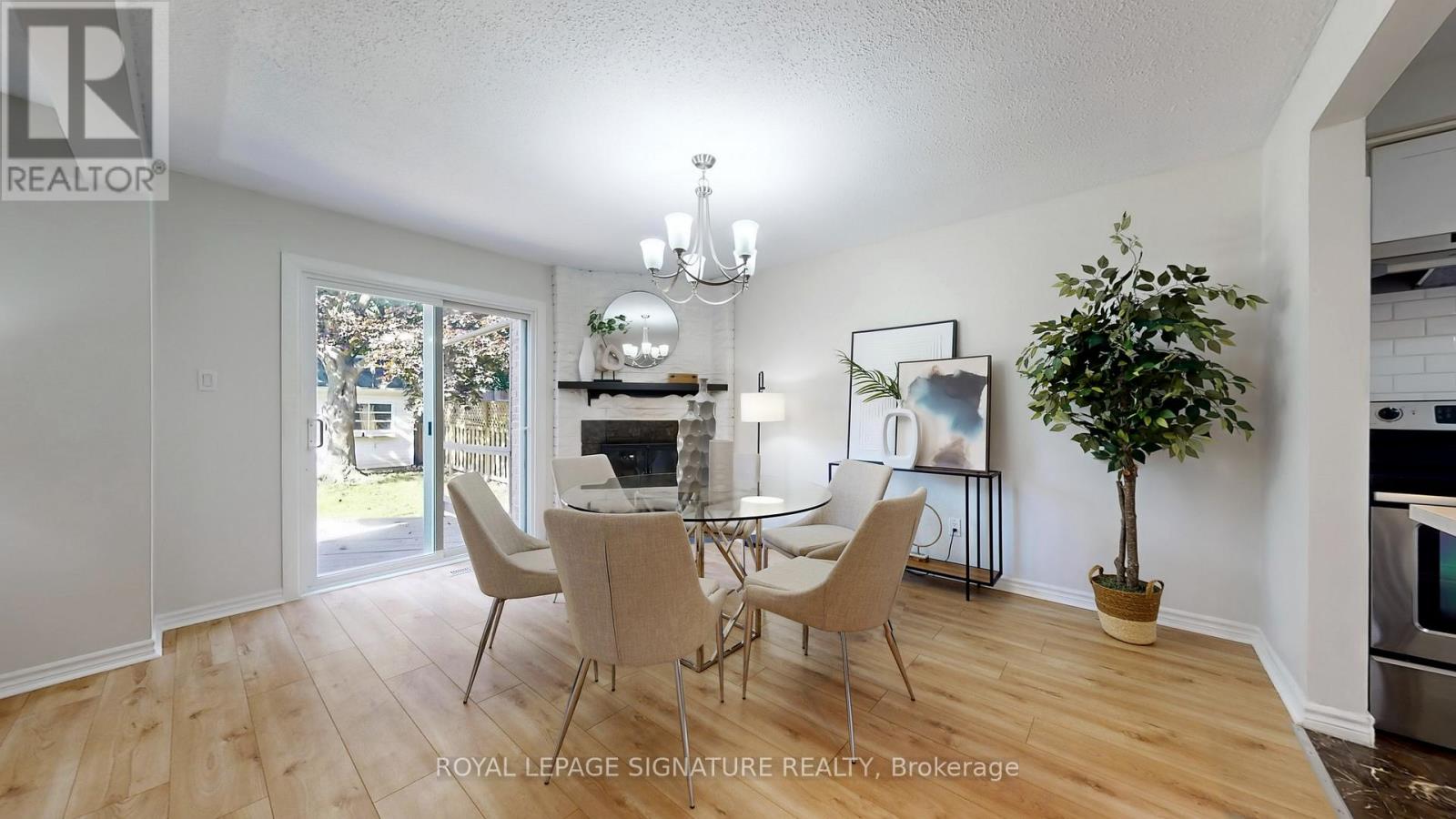 28 Longfellow Court, Whitby, Ontario  L1N 6V7 - Photo 8 - E12521712