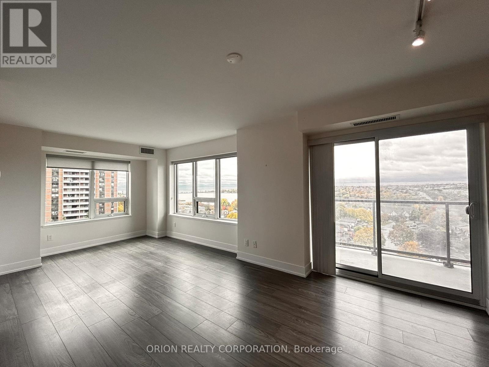 907 - 1215 Bayly Street, Pickering, Ontario  L1W 1L7 - Photo 8 - E12521804