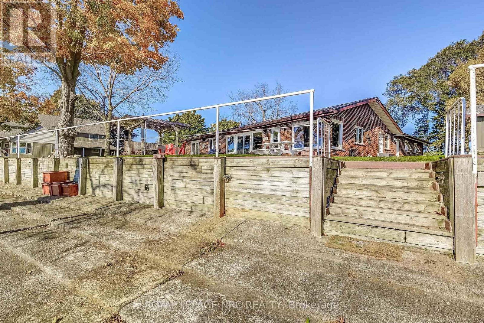 10781 Lakeshore Road W, Wainfleet, Ontario  L3K 5V4 - Photo 32 - X12494986