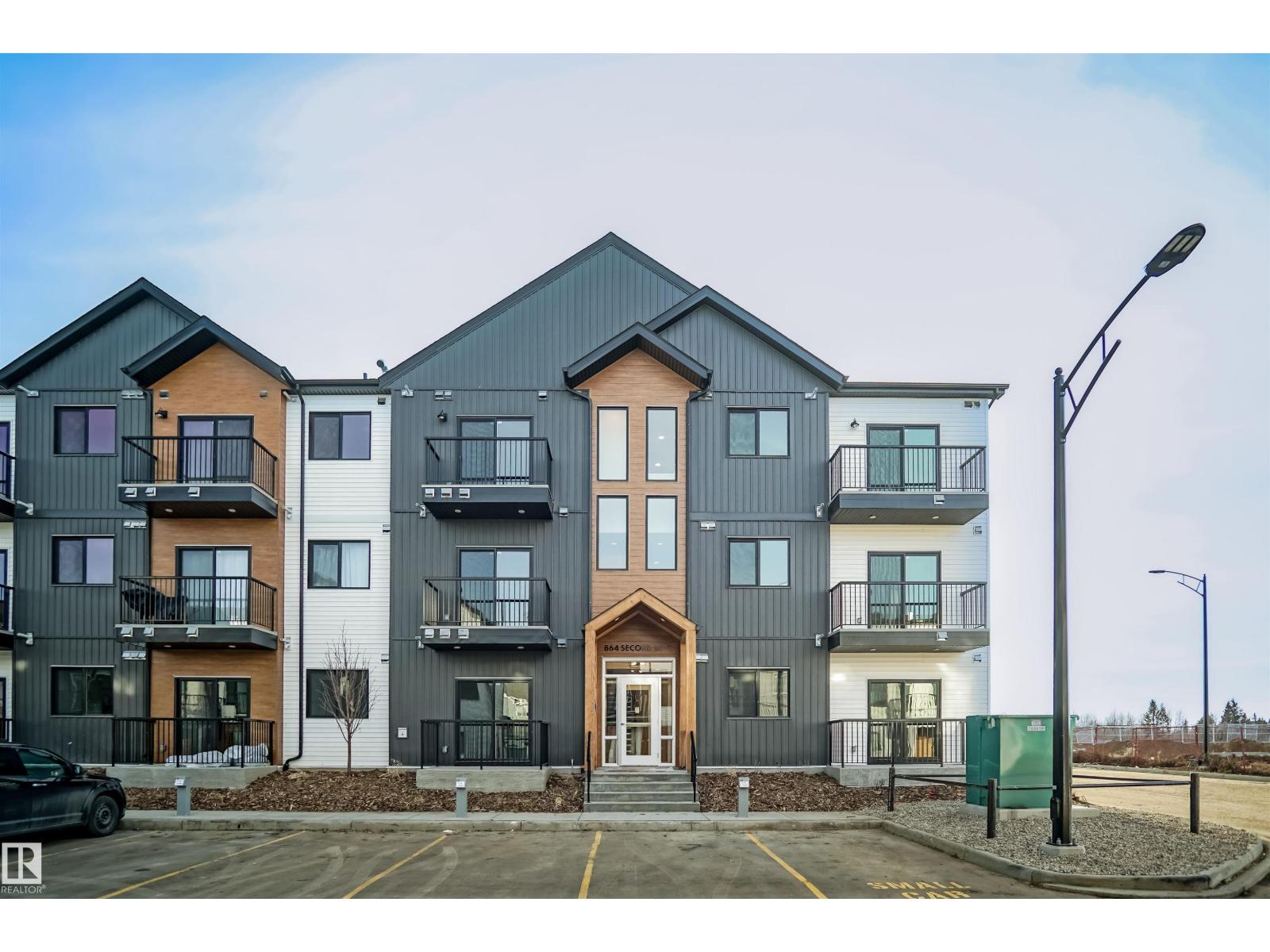 #302 9227 228 St Nw, Edmonton, Alberta  T5T 7R9 - Photo 1 - E4465071