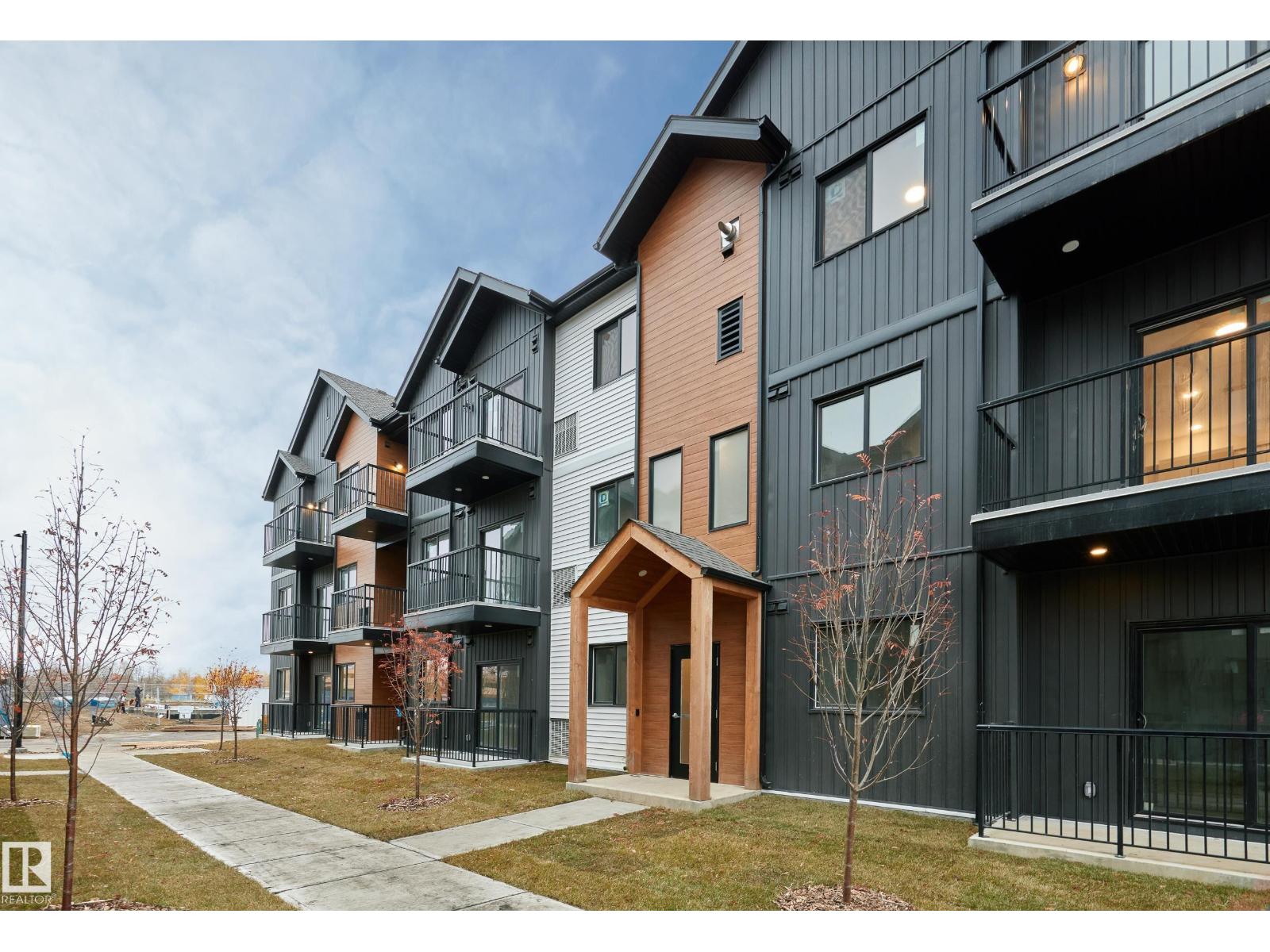 #302 9227 228 St Nw, Edmonton, Alberta  T5T 7R9 - Photo 2 - E4465071