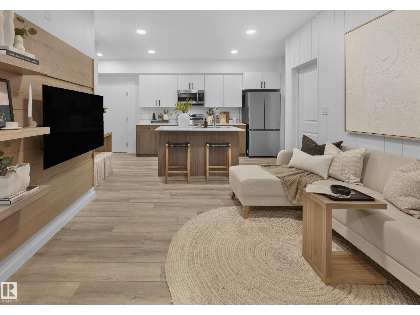 #302 9227 228 St Nw, Edmonton, Alberta  T5T 7R9 - Photo 4 - E4465071