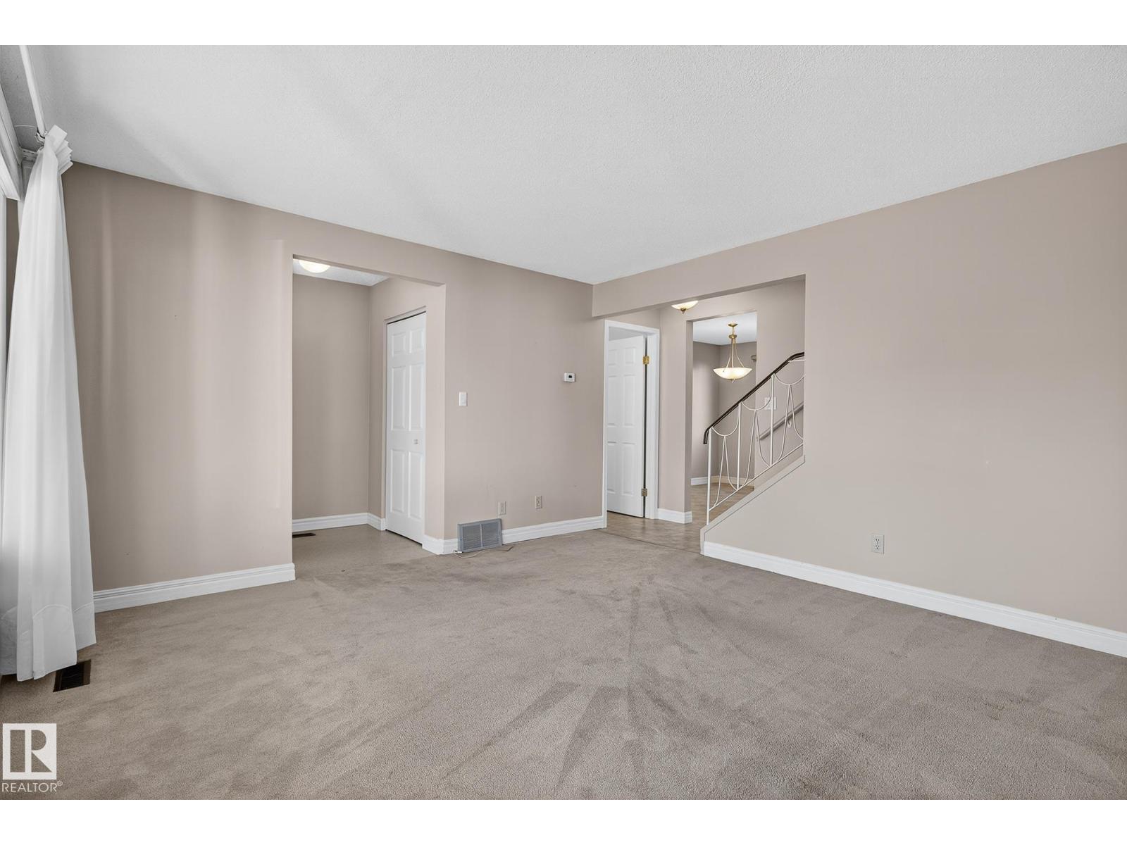 10948 Beaumaris Rd Nw, Edmonton, Alberta  T5X 1Z6 - Photo 10 - E4465073