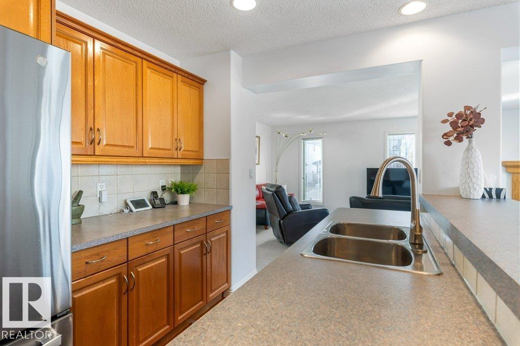 2171 Haddow Dr Nw, Edmonton, Alberta  T6R 3M6 - Photo 14 - E4465075