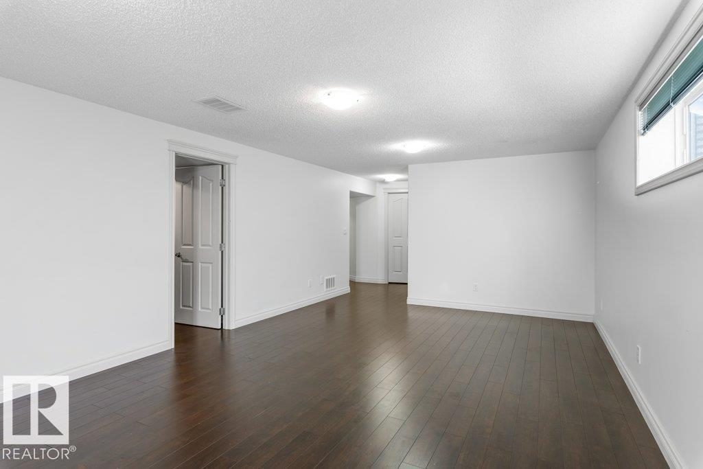 2171 Haddow Dr Nw, Edmonton, Alberta  T6R 3M6 - Photo 33 - E4465075