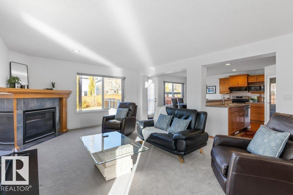 2171 Haddow Dr Nw, Edmonton, Alberta  T6R 3M6 - Photo 5 - E4465075