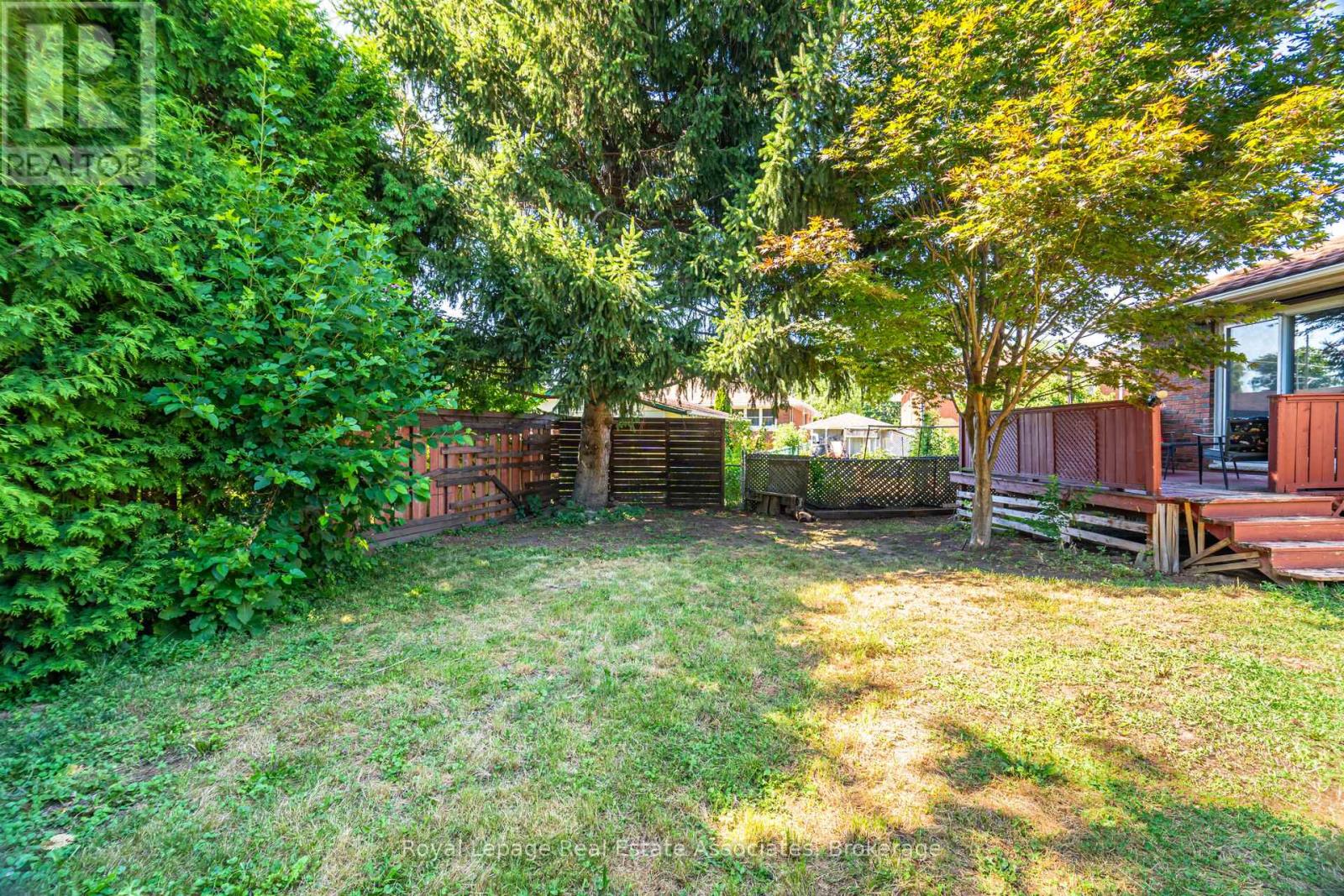 Upper - 319 Grantham Avenue, St. Catharines, Ontario  L2M 5A5 - Photo 33 - X12425896