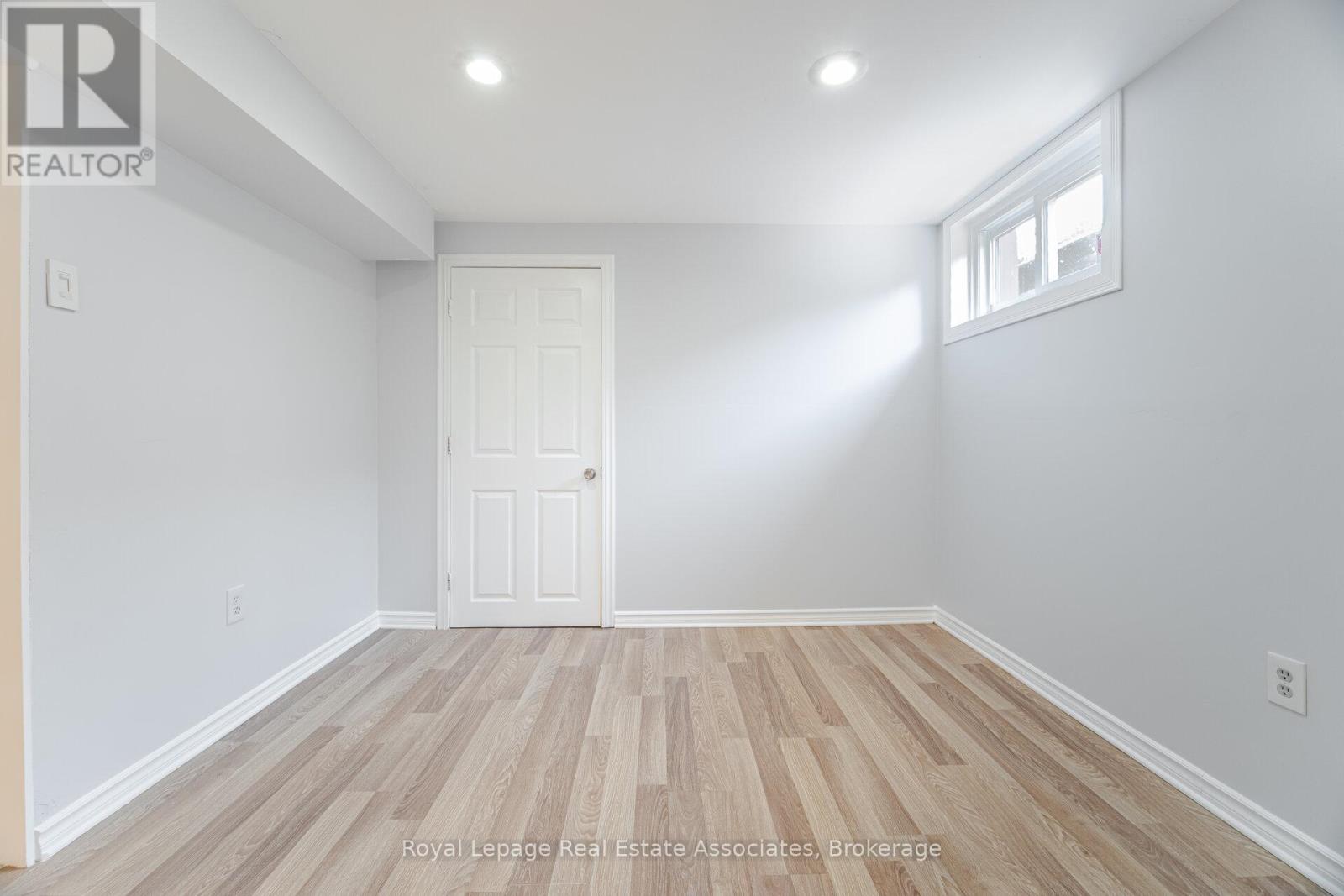 Lower - 319 Grantham Avenue, St. Catharines, Ontario  L2M 5A5 - Photo 10 - X12425898