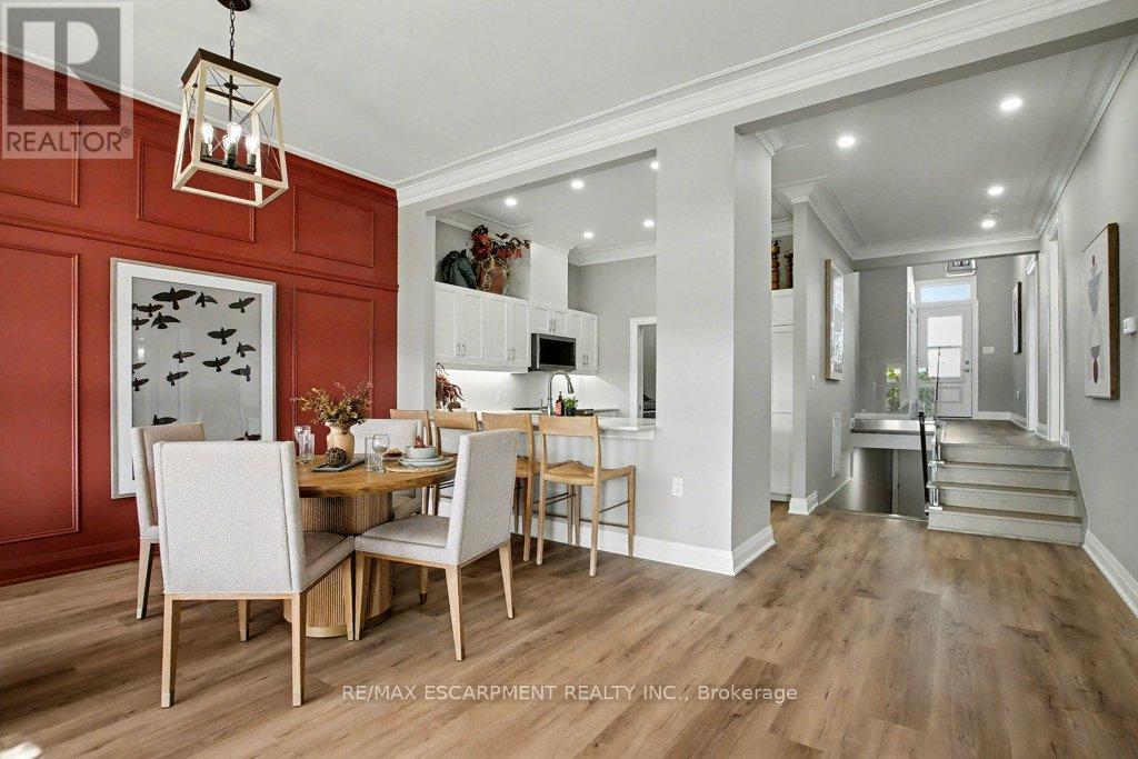 33 Sister Kern Terrace, Hamilton, Ontario L9B 2M1 - Photo 19 - X12435131