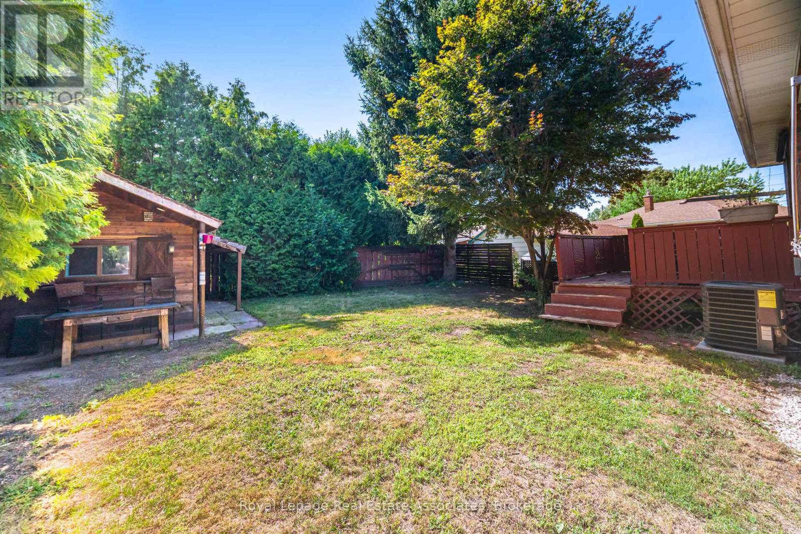 Upper - 319 Grantham Avenue, St. Catharines, Ontario  L2M 5A5 - Photo 31 - X12425896