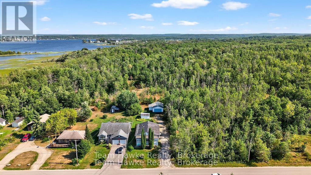 203 Woodlands Avenue, Tay, Ontario L0K 1R0 - Photo 42 - S12521726