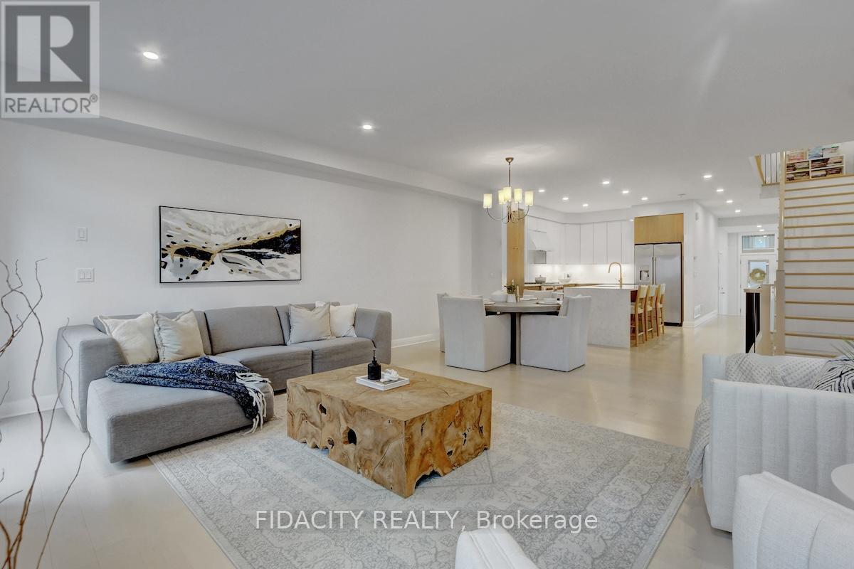 864 Moses Tennisco Street, Ottawa, Ontario  K1K 5A2 - Photo 11 - X12521876