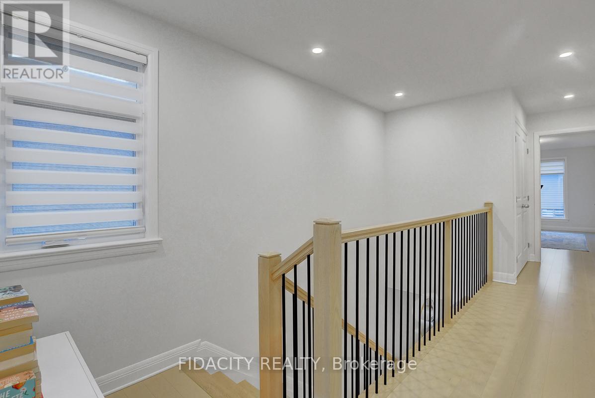 864 Moses Tennisco Street, Ottawa, Ontario  K1K 5A2 - Photo 14 - X12521876