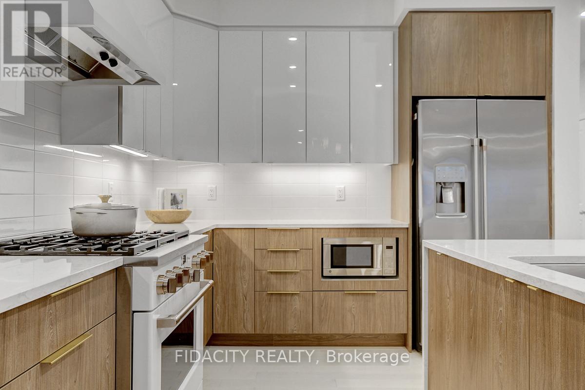 864 Moses Tennisco Street, Ottawa, Ontario  K1K 5A2 - Photo 5 - X12521876