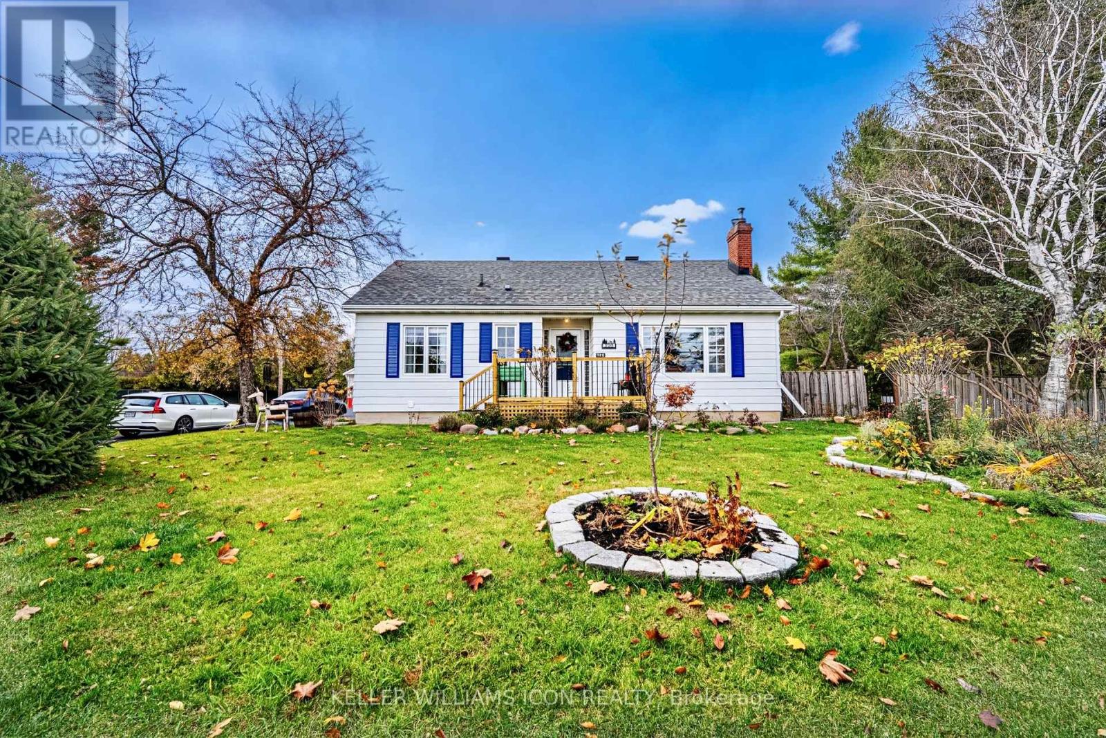 320 DONALD B. MUNRO DRIVE, ottawa, Ontario