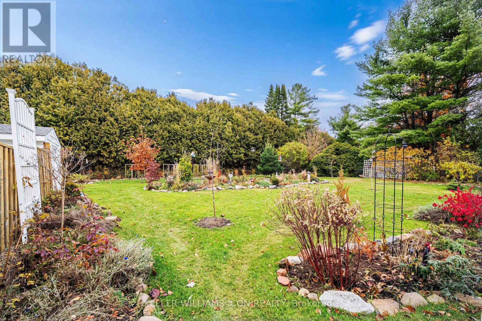 320 Donald B. Munro Drive, Ottawa, Ontario  K0A 1L0 - Photo 37 - X12521886