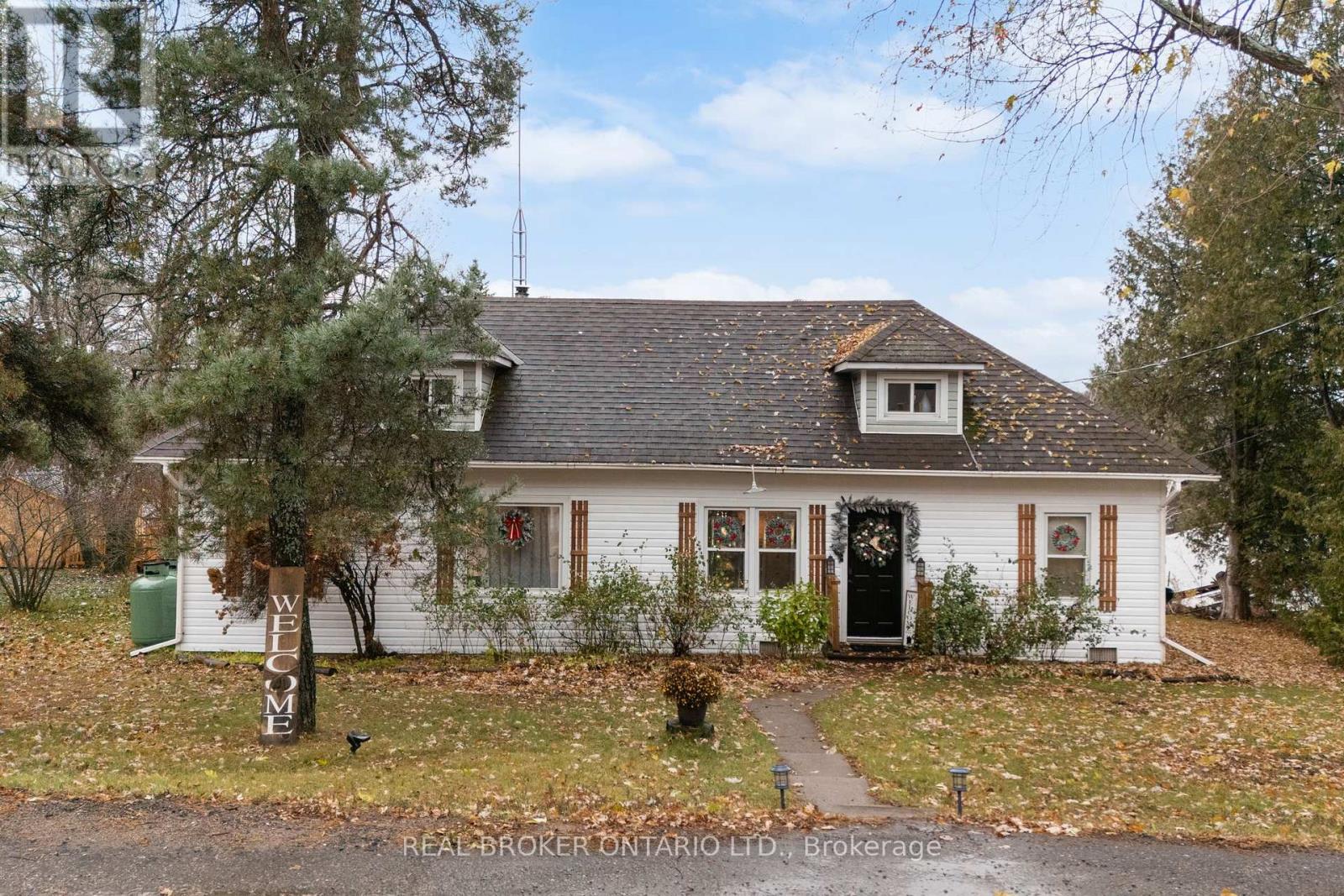 66 Bridge Street, Addington Highlands, Ontario  K0H 1L0 - Photo 50 - X12521924