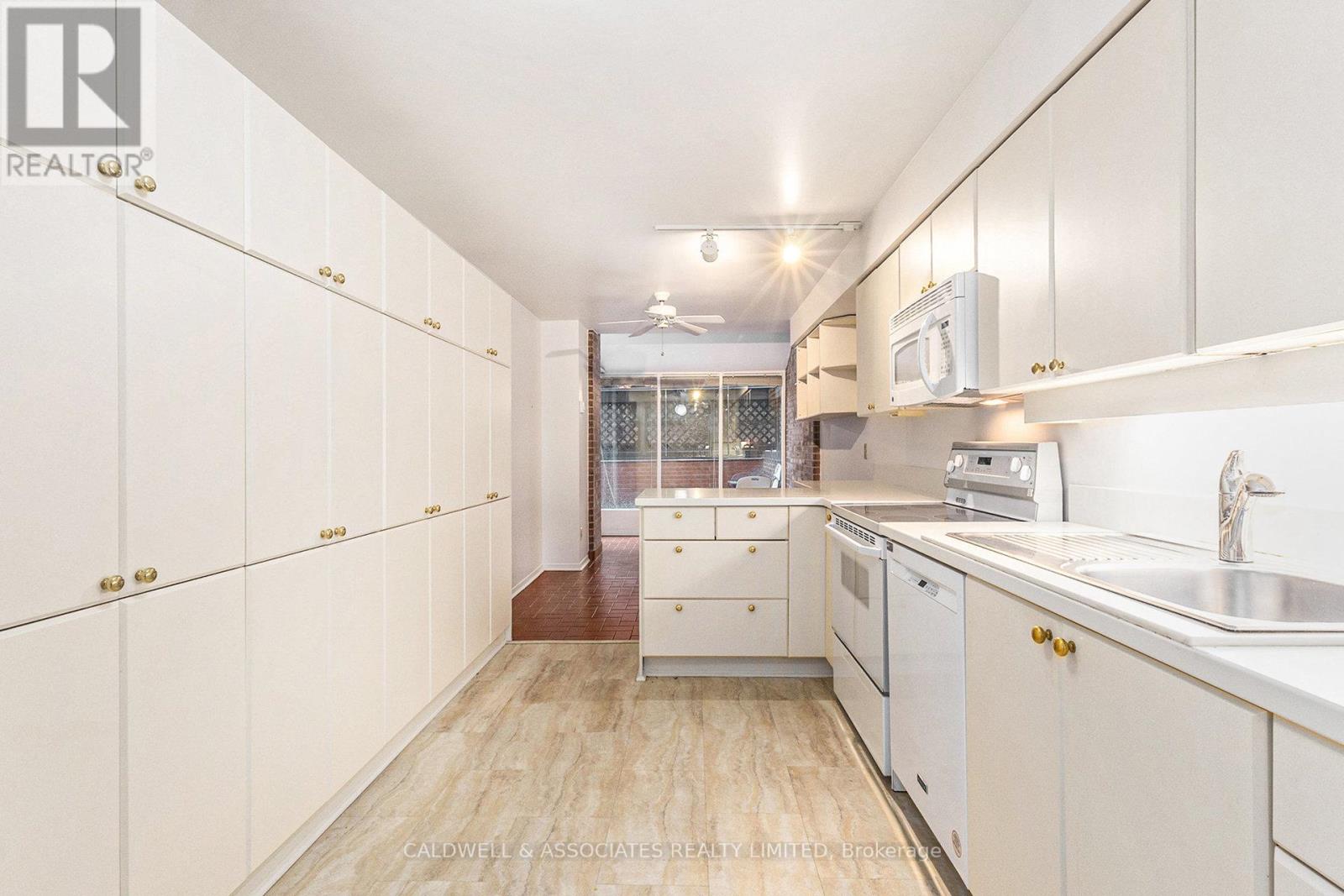 1 - 140 Rideau Terrace, Ottawa, Ontario  K1M 0Z2 - Photo 5 - X12522070