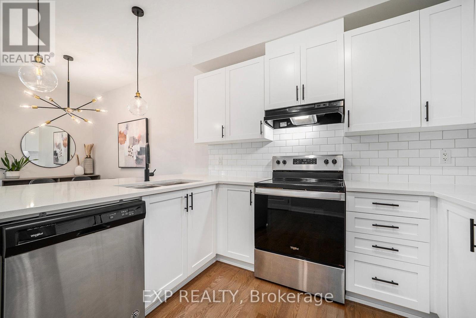 808 Horseshoe Falls Way, Ottawa, Ontario  K2J 6P6 - Photo 10 - X12522182