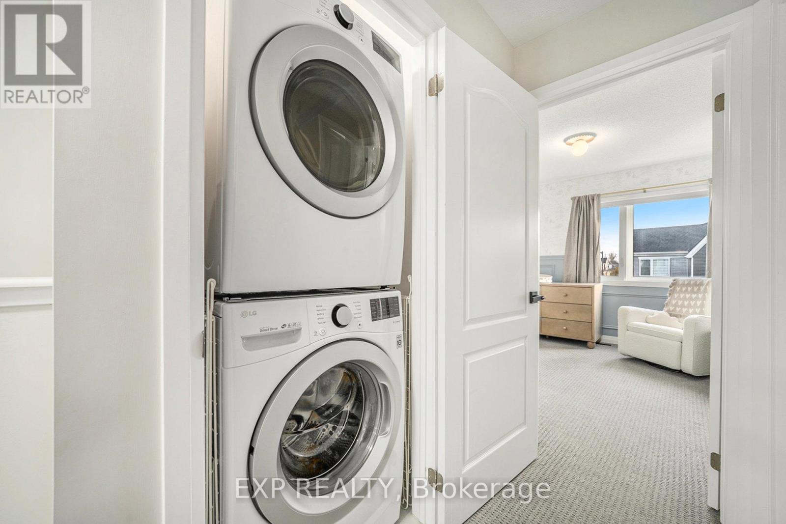 808 Horseshoe Falls Way, Ottawa, Ontario  K2J 6P6 - Photo 24 - X12522182