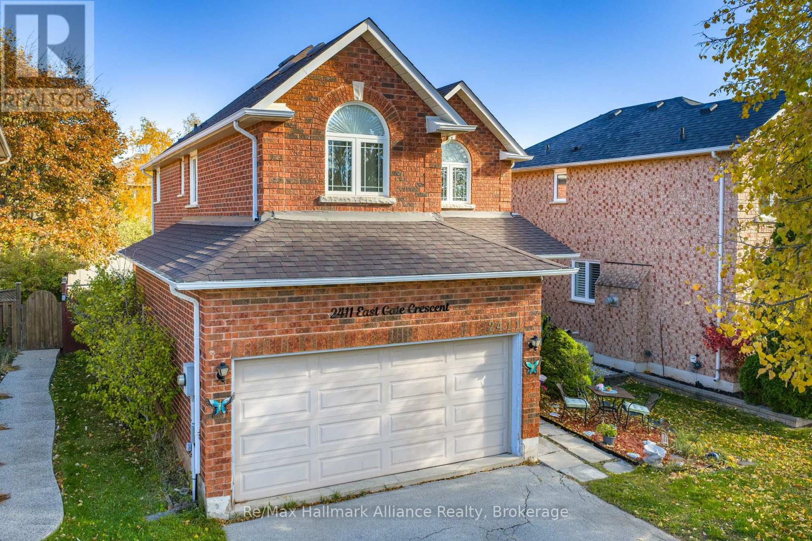 2411 East Gate Crescent, Oakville (Ro River Oaks), Ontario  L6H 6L1 - Photo 2 - W12521982
