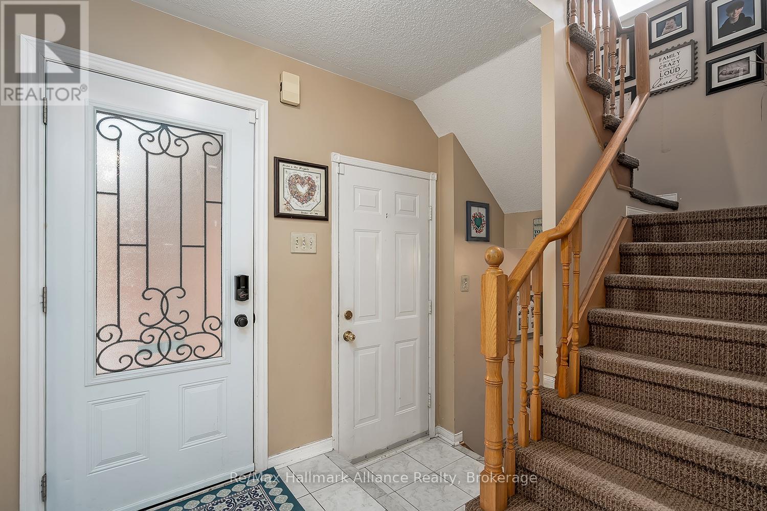 2411 East Gate Crescent, Oakville (Ro River Oaks), Ontario  L6H 6L1 - Photo 6 - W12521982