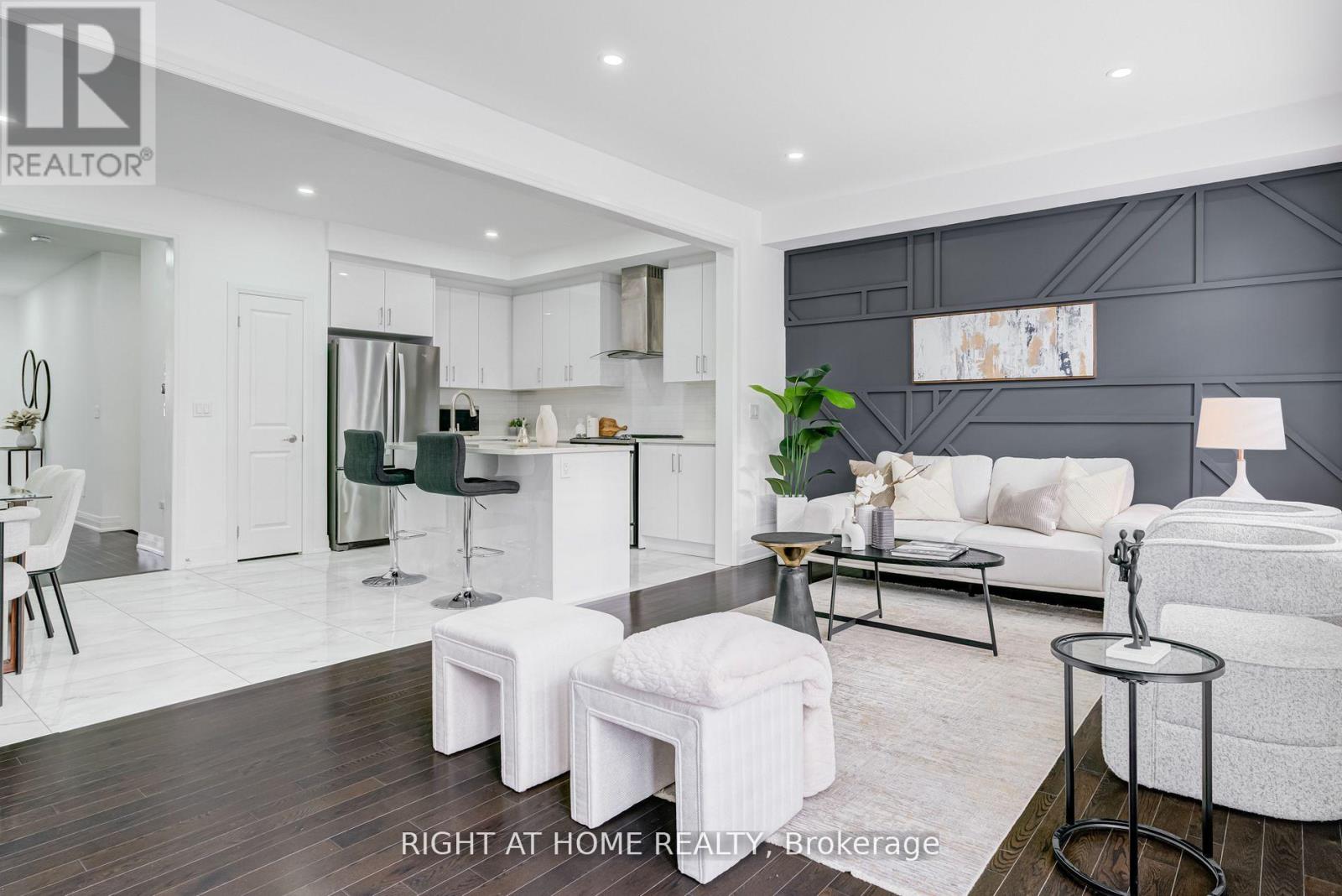 310 Silk Twist Drive, East Gwillimbury, Ontario  L9N 0V4 - Photo 12 - N12521700