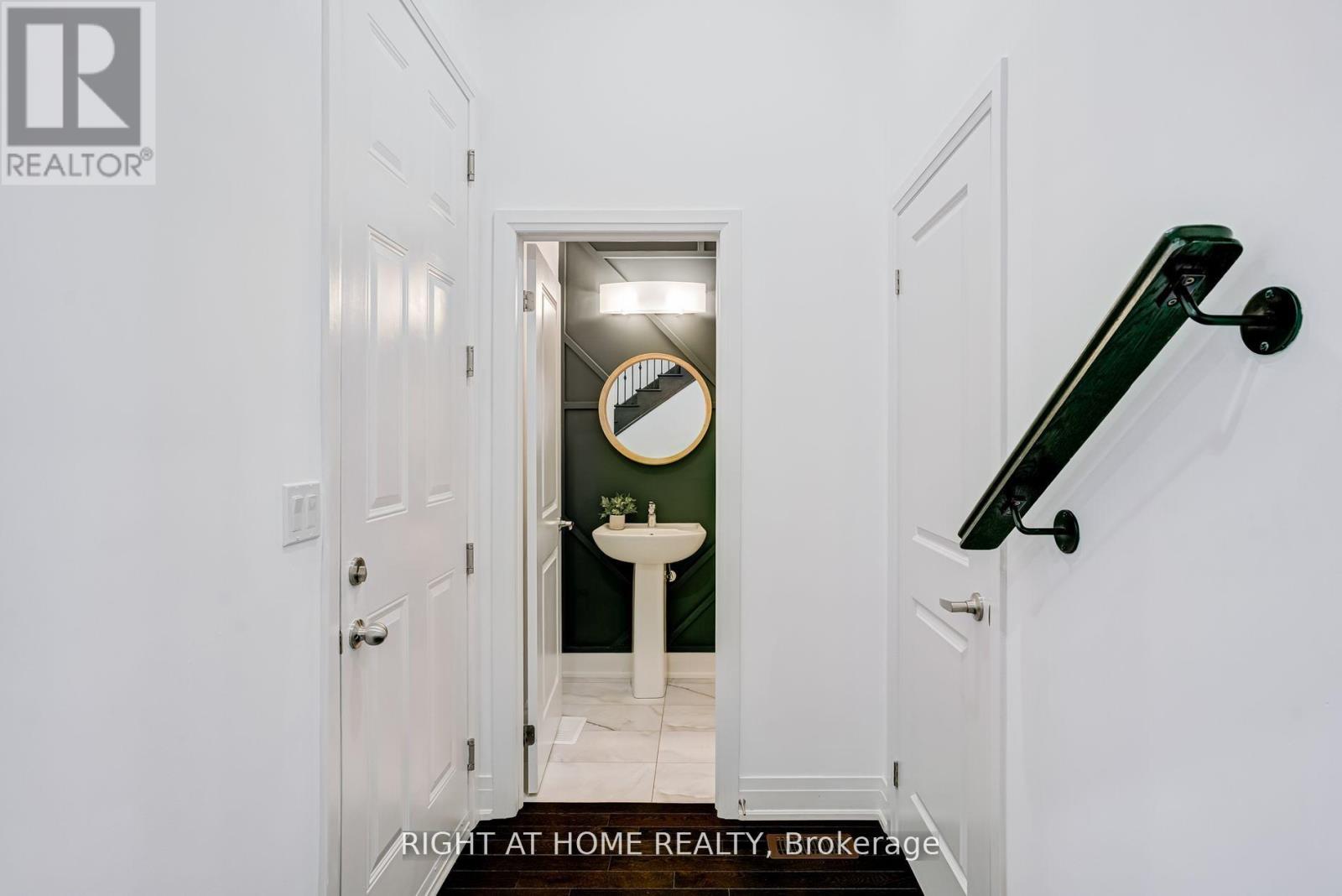 310 Silk Twist Drive, East Gwillimbury, Ontario  L9N 0V4 - Photo 14 - N12521700