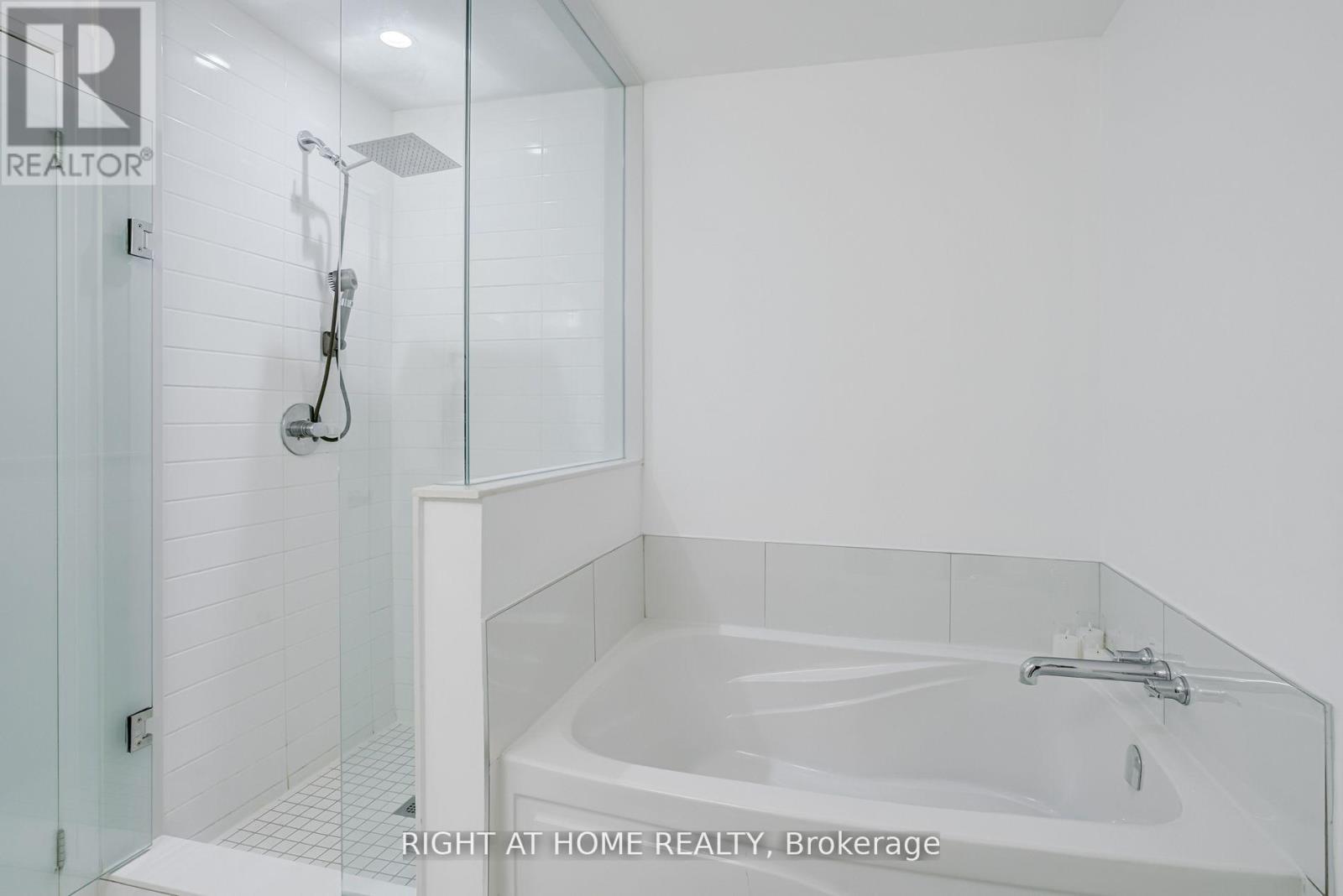 310 Silk Twist Drive, East Gwillimbury, Ontario  L9N 0V4 - Photo 21 - N12521700