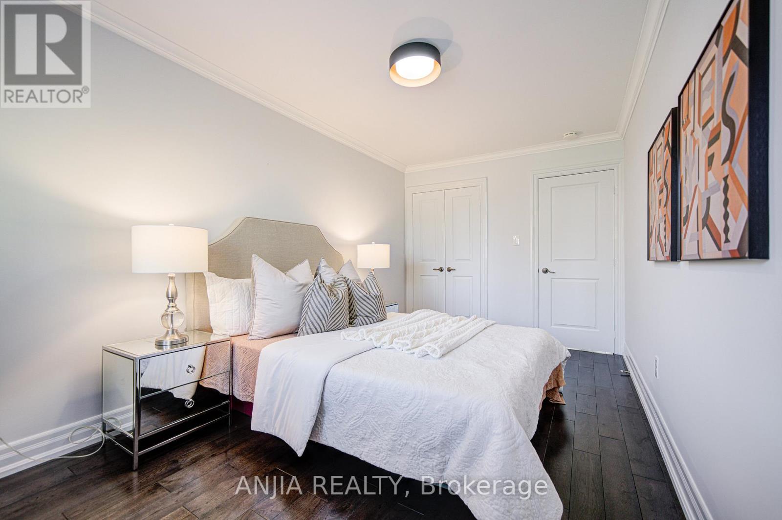 92 Baywood Court, Markham (Royal Orchard), Ontario  L3T 5W3 - Photo 32 - N12521704