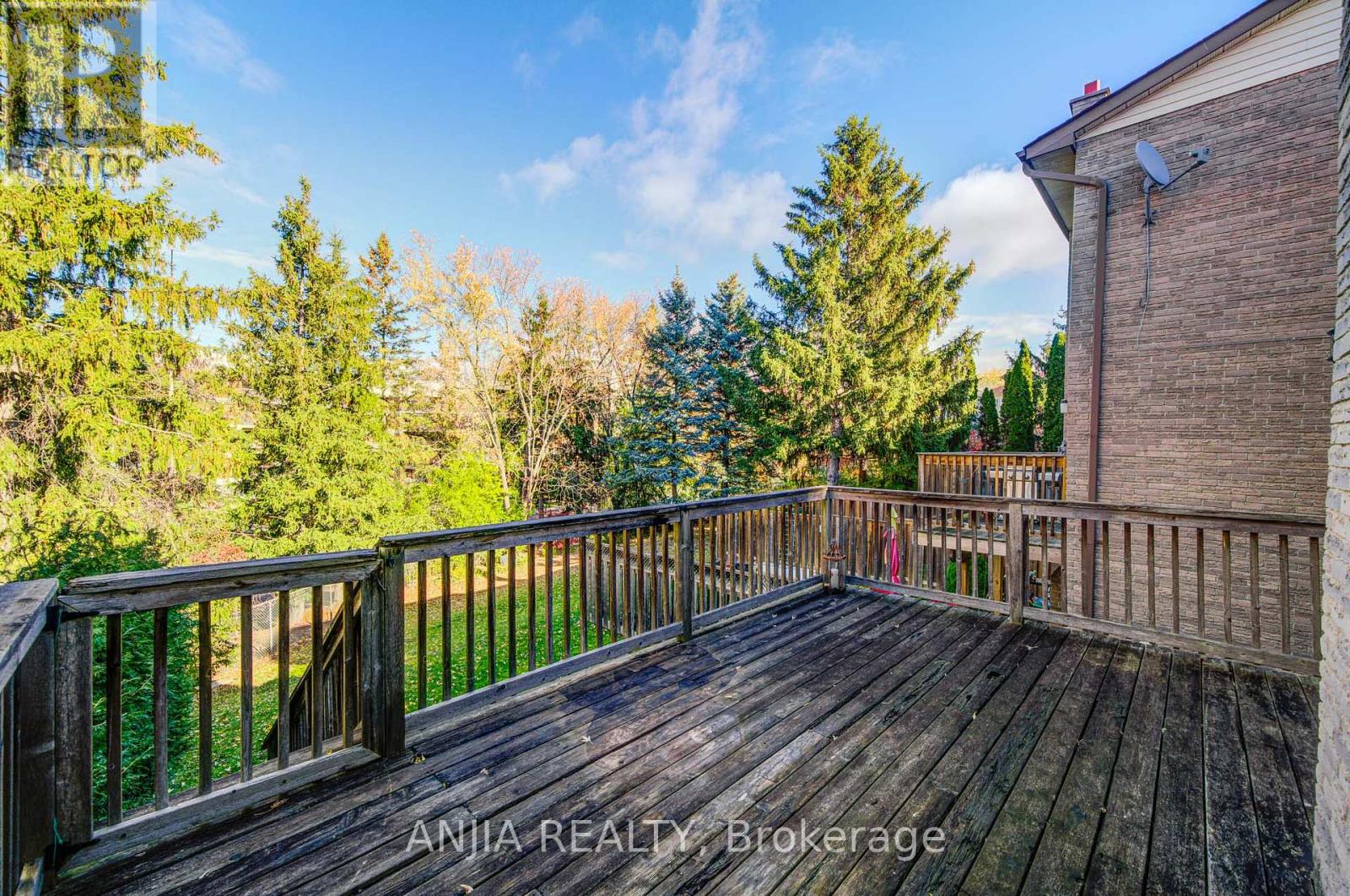 92 Baywood Court, Markham (Royal Orchard), Ontario  L3T 5W3 - Photo 48 - N12521704