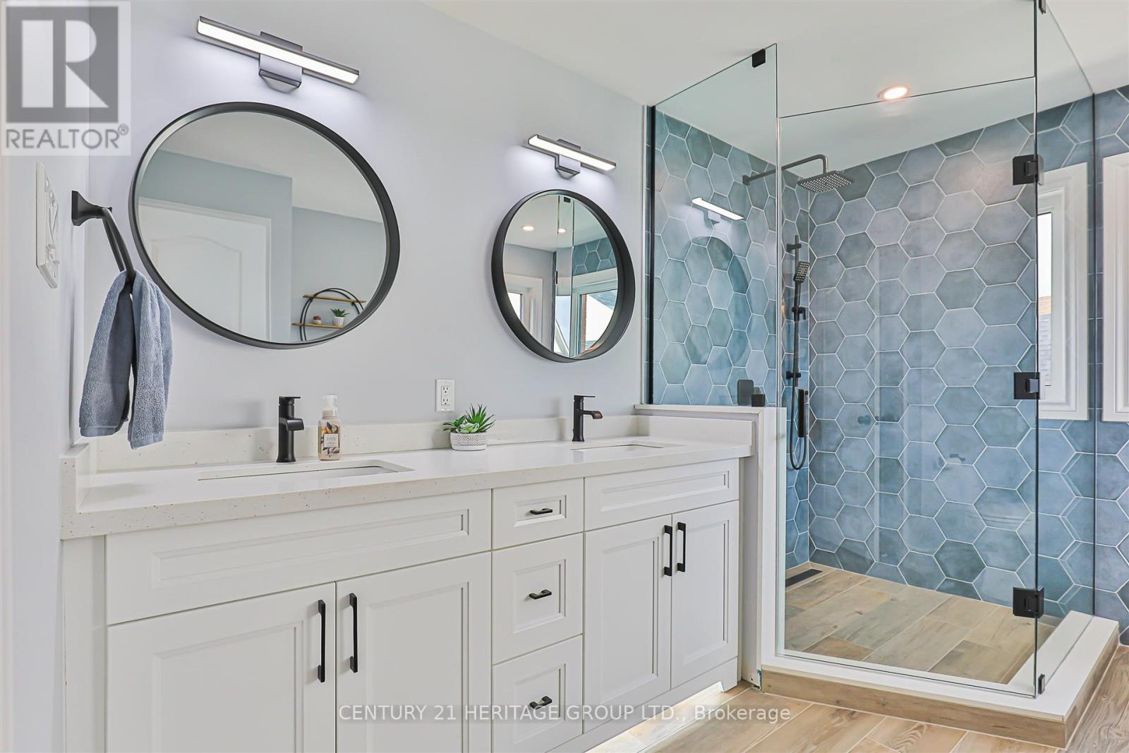 3 Cheltonwood Court, East Gwillimbury, Ontario  L0G 1M0 - Photo 16 - N12521728