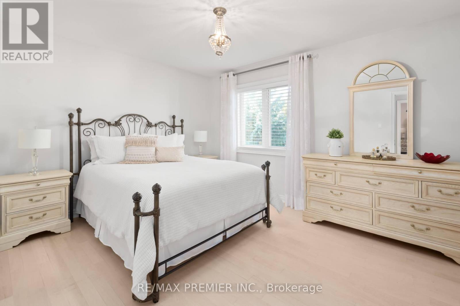 90 Shamrock Crescent, Vaughan, Ontario  L4H 1A3 - Photo 28 - N12521756