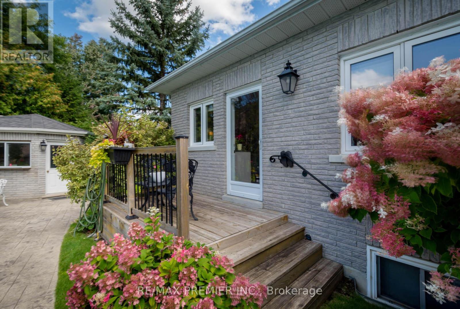 90 Shamrock Crescent, Vaughan, Ontario  L4H 1A3 - Photo 41 - N12521756