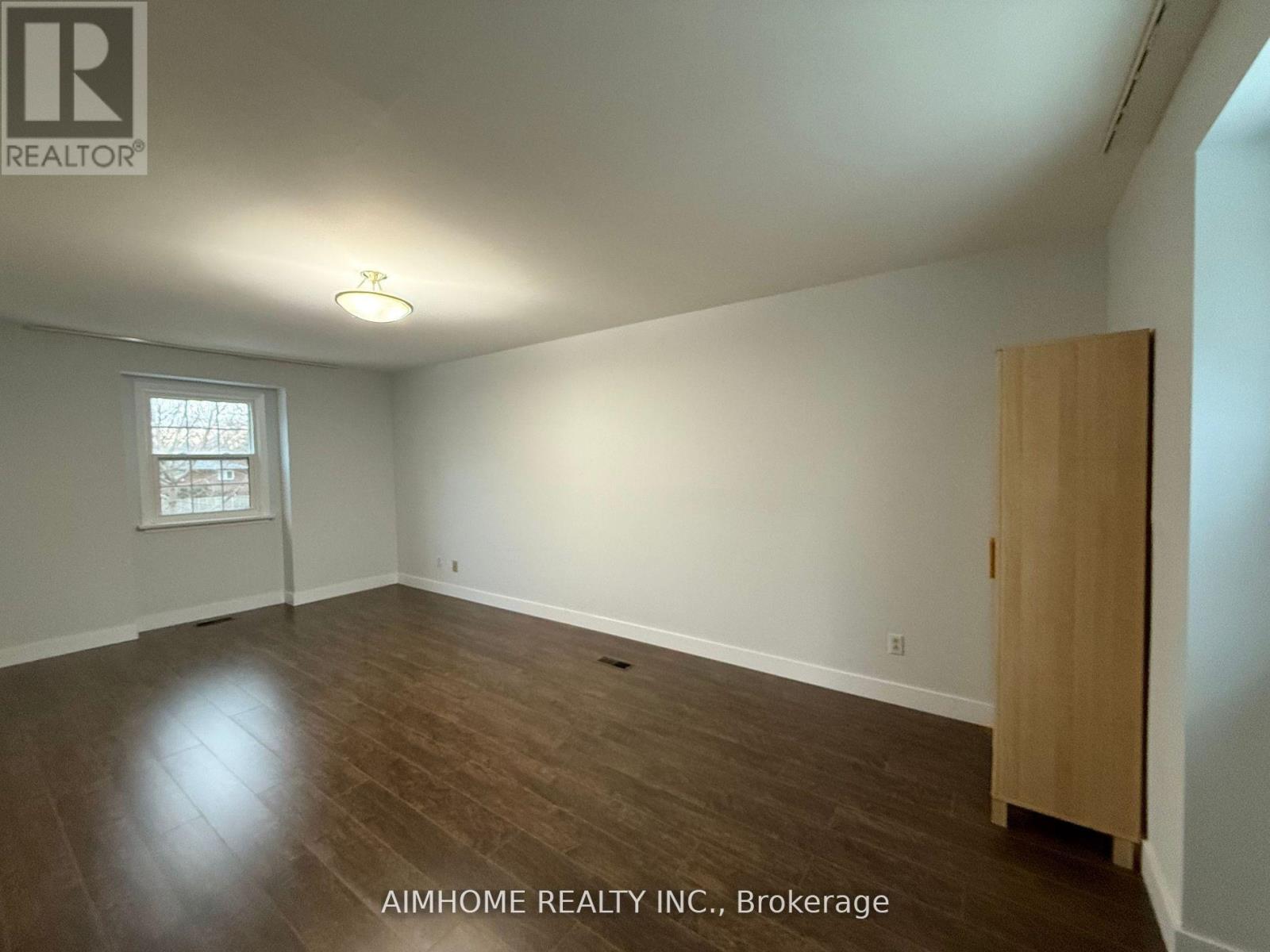 338 Steeles Avenue E, Markham, Ontario  L3T 1A8 - Photo 11 - N12521786