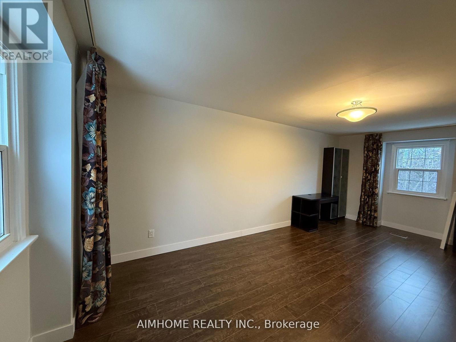 338 Steeles Avenue E, Markham, Ontario  L3T 1A8 - Photo 14 - N12521786