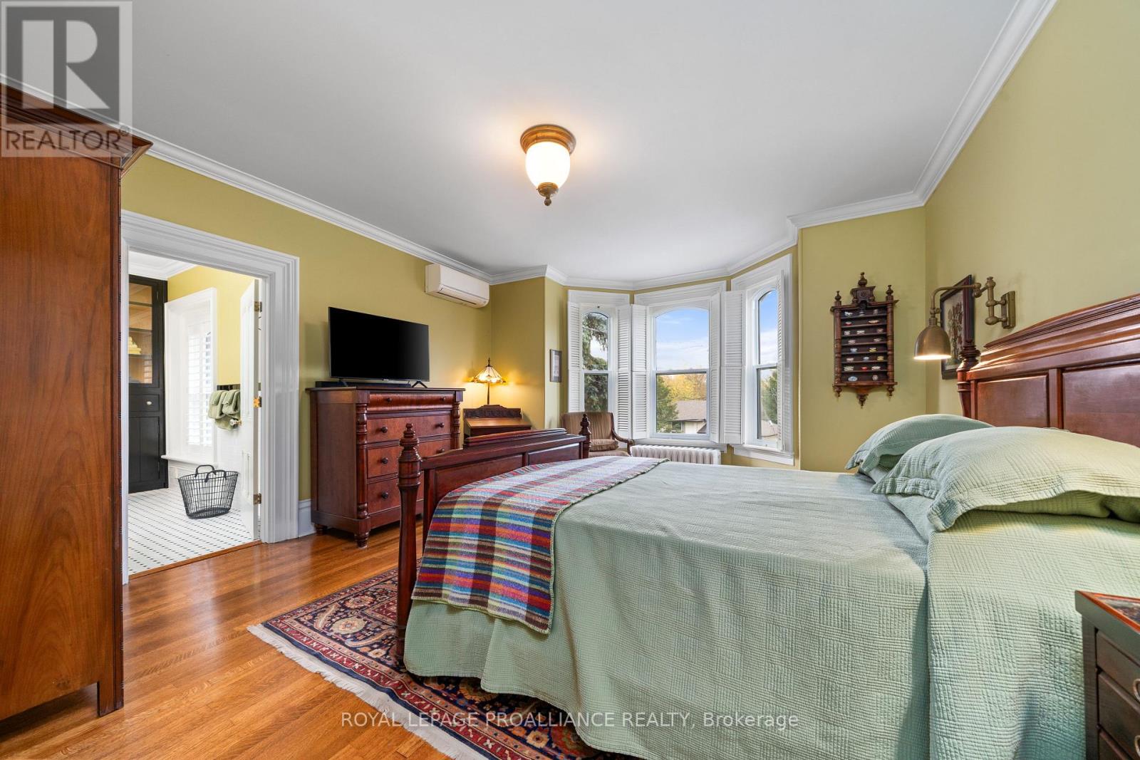 79 West Mary Street, Prince Edward County, Ontario K0K 2T0 - Photo 21 - X12519578