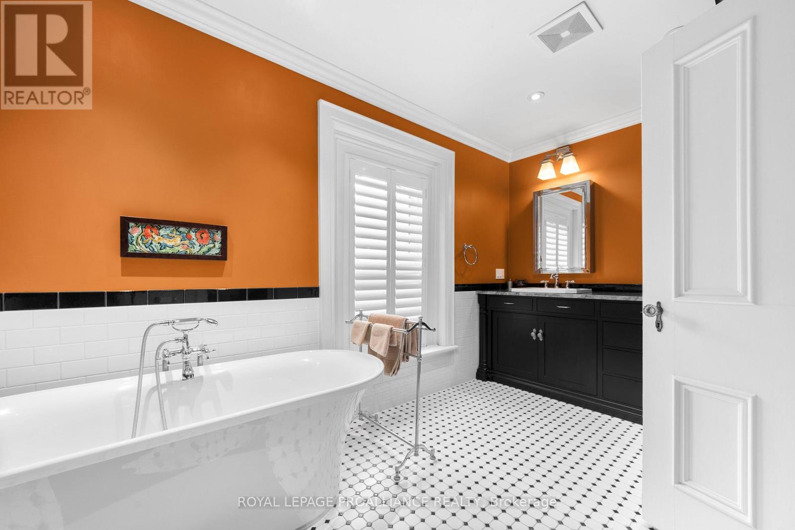 79 West Mary Street, Prince Edward County, Ontario K0K 2T0 - Photo 28 - X12519578