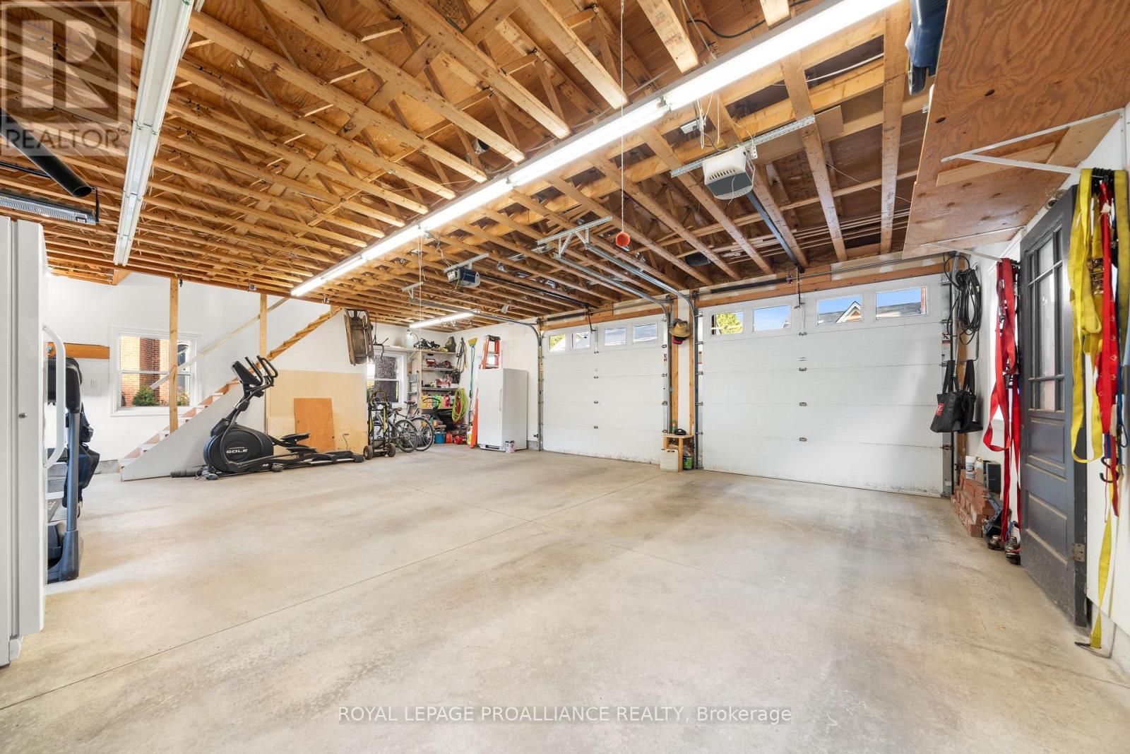 79 West Mary Street, Prince Edward County, Ontario K0K 2T0 - Photo 34 - X12519578