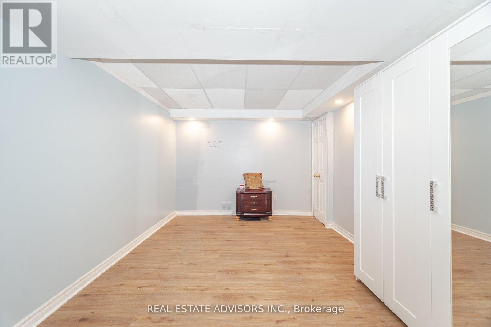 186 Ferndale Drive S, Barrie, Ontario  L4N 8A1 - Photo 34 - S12521720