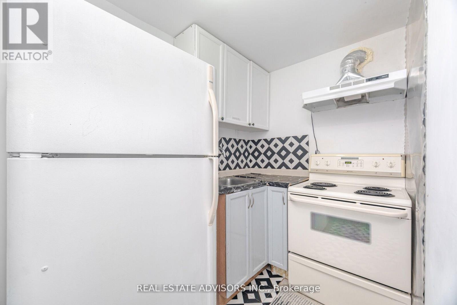 186 Ferndale Drive S, Barrie, Ontario  L4N 8A1 - Photo 36 - S12521720