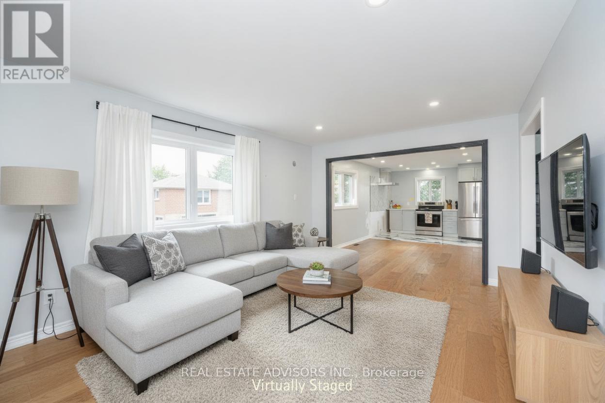 186 Ferndale Drive S, Barrie, Ontario  L4N 8A1 - Photo 5 - S12521720